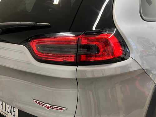 Crux Motorsports Tail Light Tint Center Overlay 2014 - 2018 Jeep Cherokee - Image 2