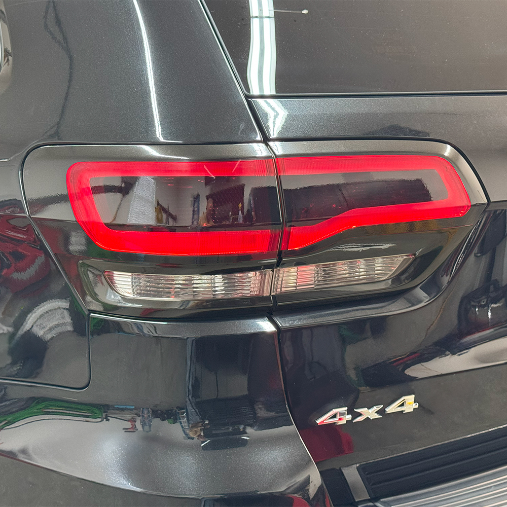 Crux Motorsports Tail Light vinyl wrap overlay kit Metallic Gloss Black compatible with Jeep Grand Cherokee WK2 2014 - 2022